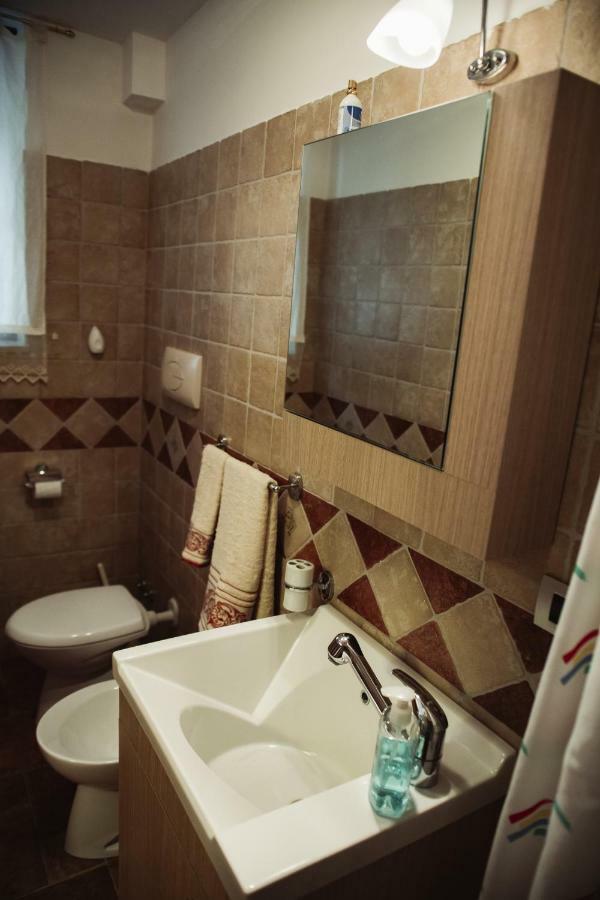 ALLEGRETTI'S HOUSE VENOSA, ospitalità e accoglienza Esterno foto